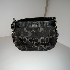 Coach Zoe Small Hobo (C1082-F44109) Black